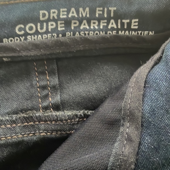 Nwot jeans. High rise skinny. - Picture 2 of 4